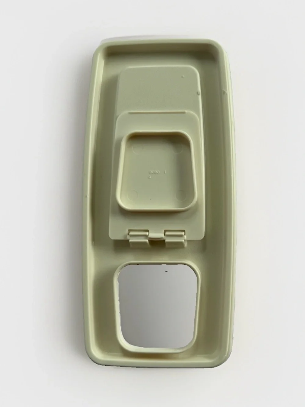 Vintage Rubbermaid Servin Saver 13 Cup Cereal Keeper Container Almond 0090 0091